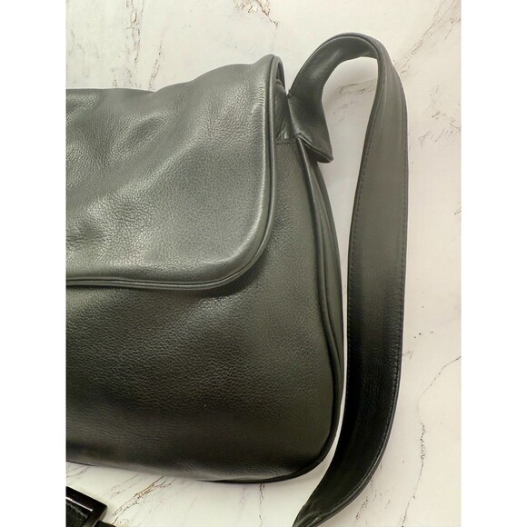 Vintage Wilsons Genuine Leather Black Shoulder Bag 90's EXCELLENT - Picture 16 of 16